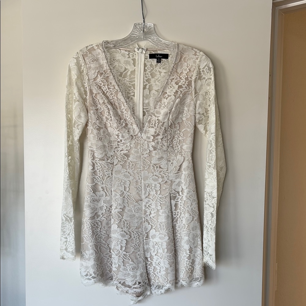 Lulu's White Lace Long Sleeve Romper